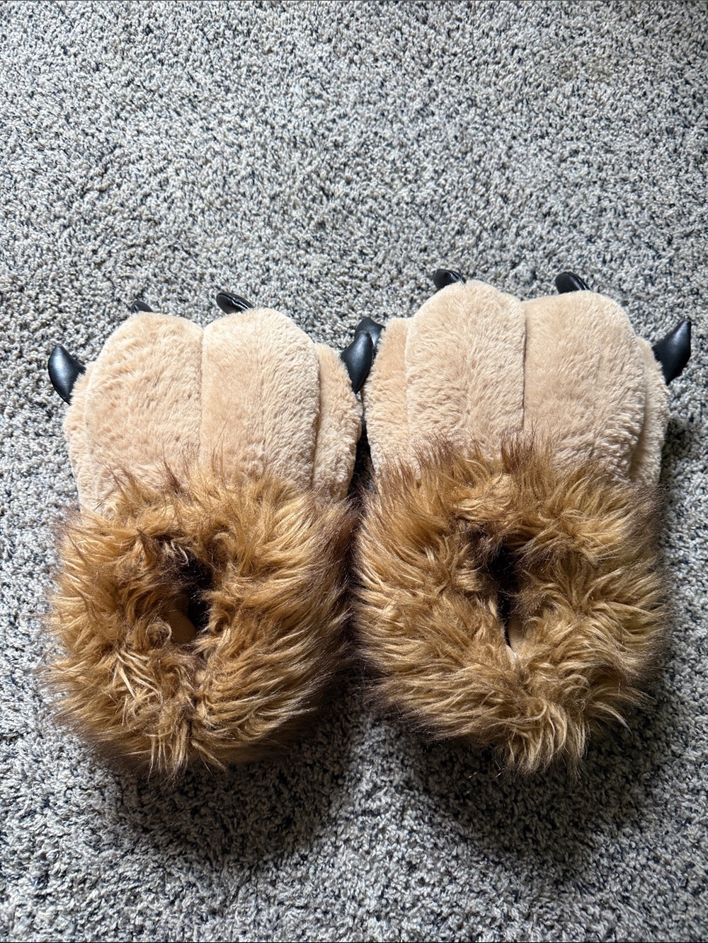 Kids Plush Bear Paw Slippers in Light Brown